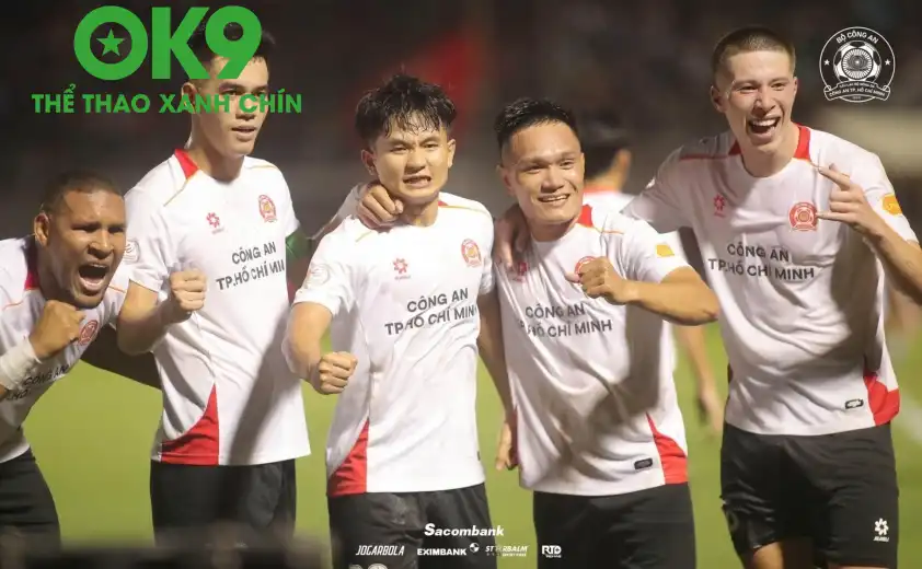 Công an TPHCM thi đấu ấn tượng trong hiệp 1 trận đấu (Ảnh: CLB CATPHCM) Công an TPHCM thi đấu ấn tượng trong hiệp 1 trận đấu (Ảnh: CLB CATPHCM)