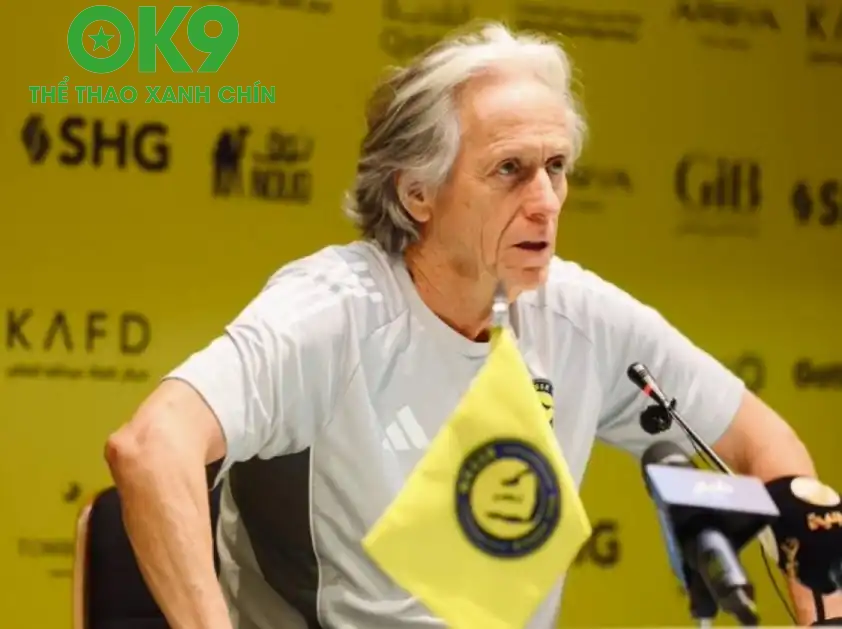 HLV người Bồ Đào Nha thừa nhận Al Nassr sẵn sàng mạo hiểm để luôn hướng đến chiến thắng HLV người Bồ Đào Nha thừa nhận Al Nassr sẵn sàng mạo hiểm để luôn hướng đến chiến thắng